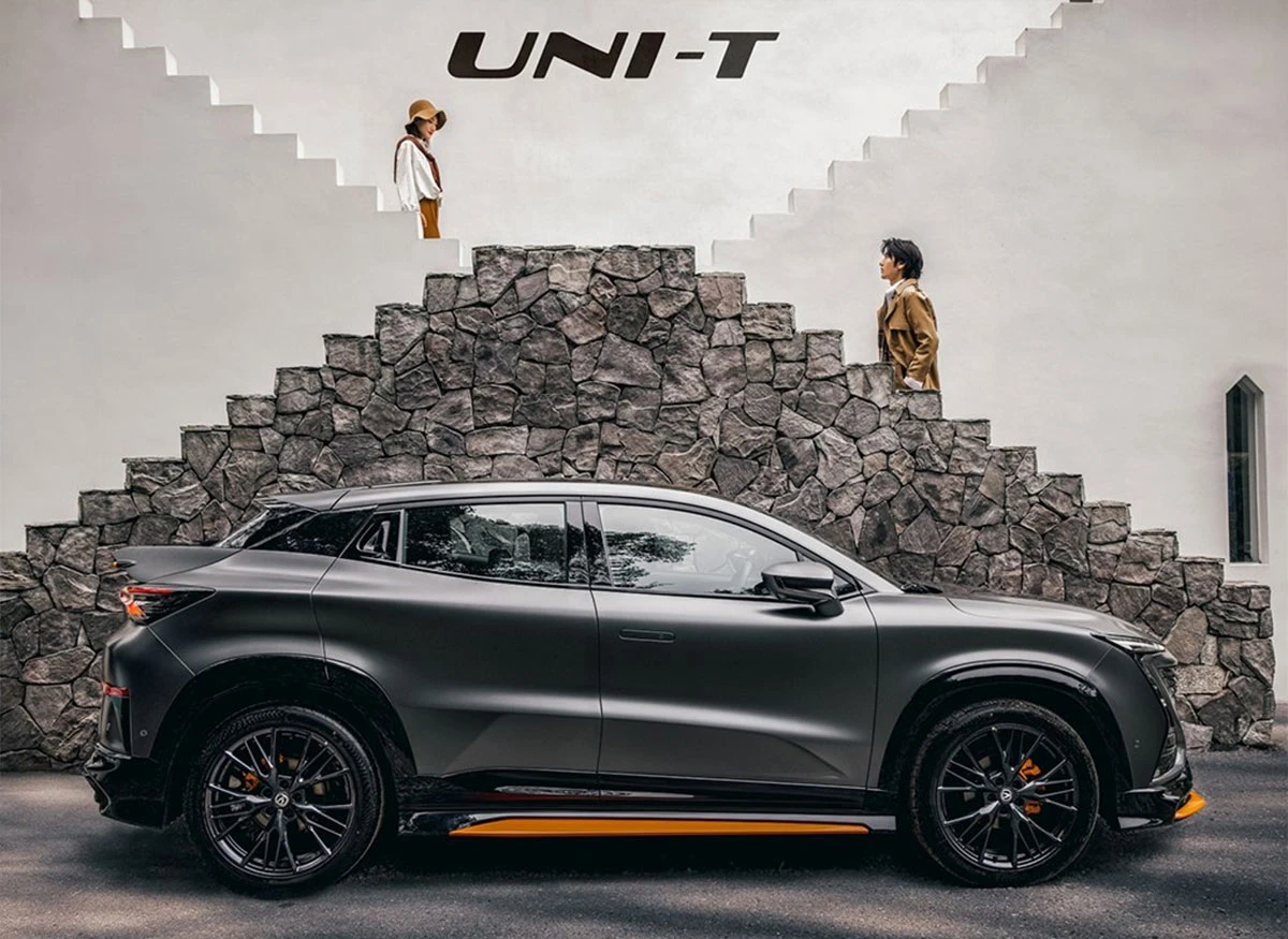 uni-t-6