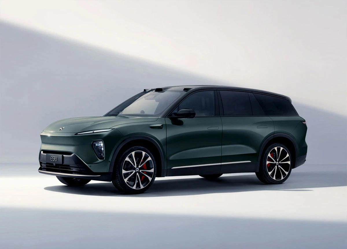 NIO-ES8-8