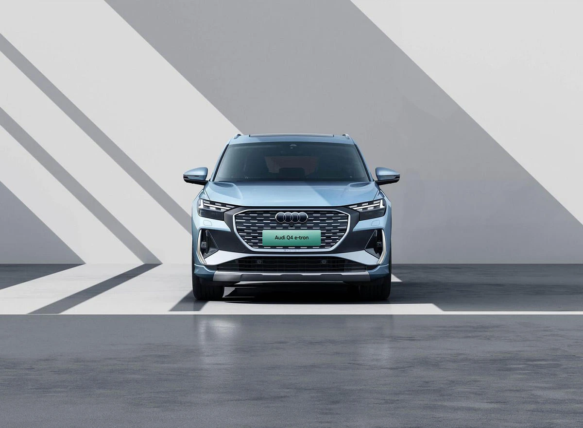 Audi-Q4-e-tron-4