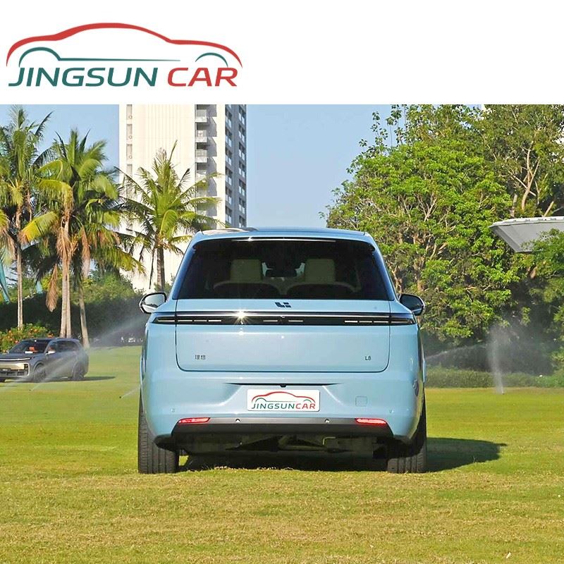 Li Auto L8