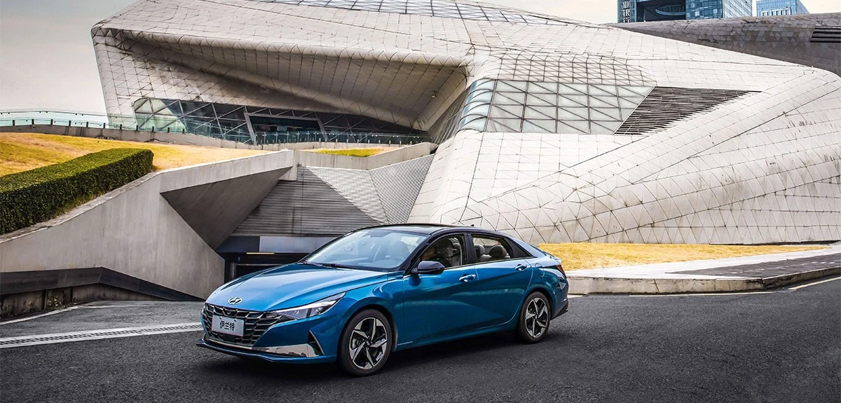 Hyundai-Elantra-8