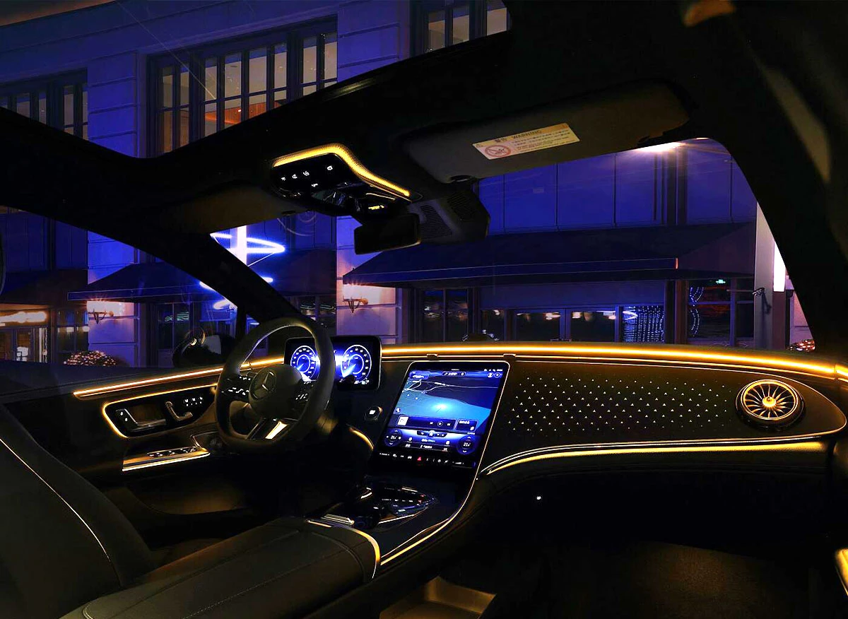 Mercedes-EQE-3